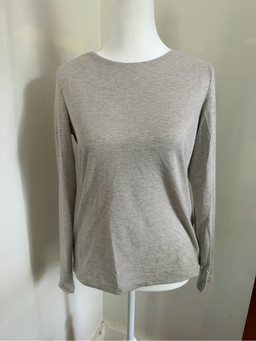Shimmery Metallic Silver Long Sleeve Top Women’s Size Petites